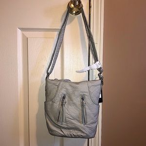 NWT Bueno Dove Gray 👜